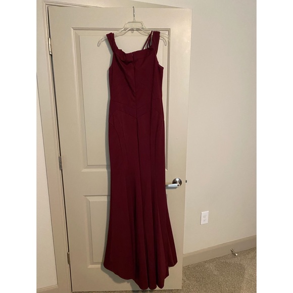 Evening gown - Picture 3 of 3